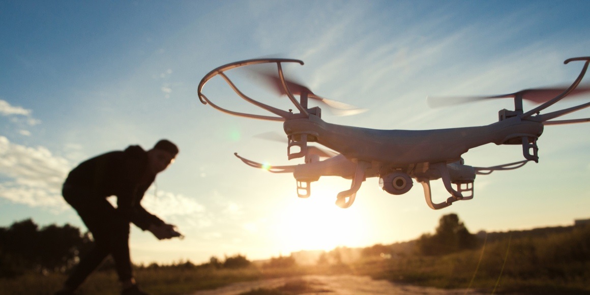 Nová pravidla pro létání s drony od roku 2021. Nutná registrace, pilotní testy
