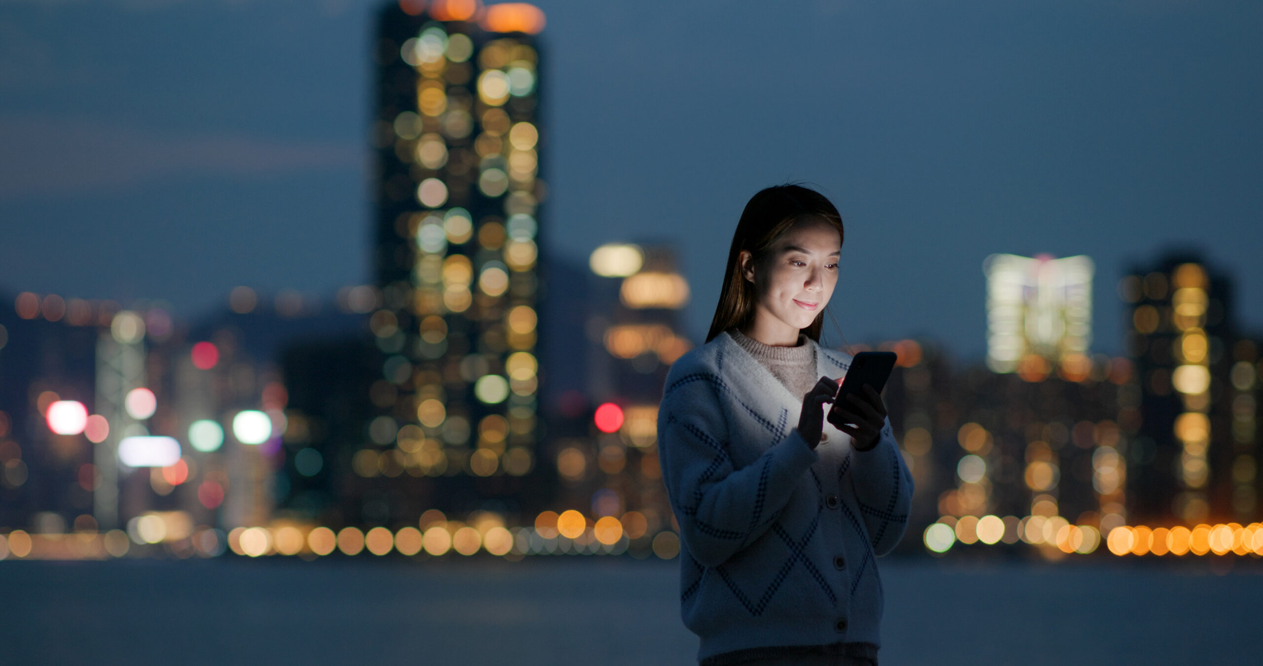 5G mění zažité způsoby práce na mobilu: lidé více hrají onliny hry a appky rozšířené reality