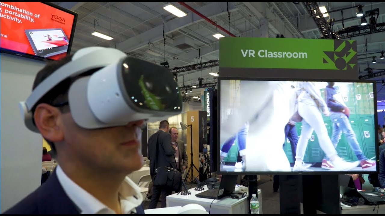 VR Classroom od Lenovo poskytuje studentům knihovnu VR modulů učebních osnov