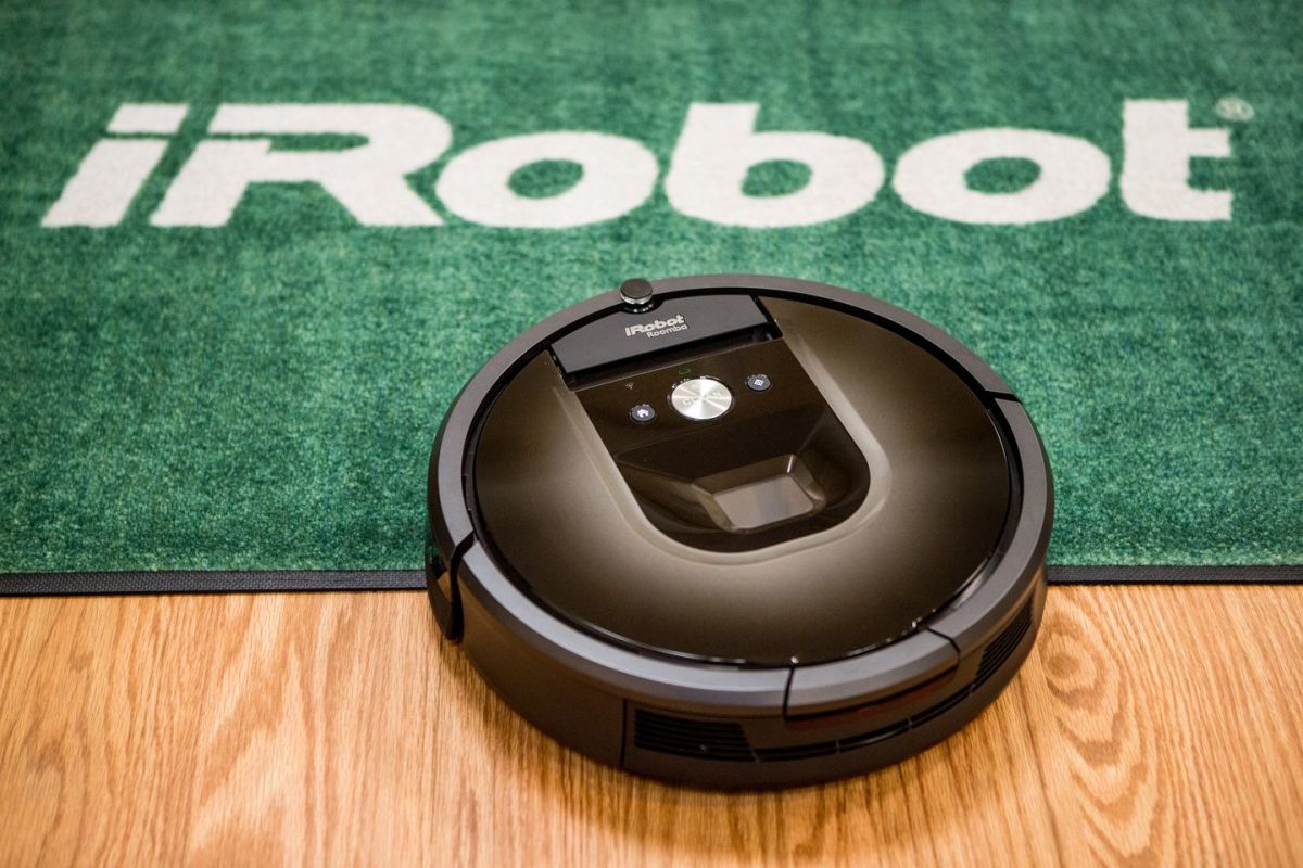 Amazon nepřevezme výrobce vysavačů iRobot, ten se chystá propouštět